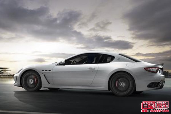 旅游旺季租车市面上车辆供不应求