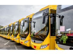 50人大巴租一天多少钱？多少钱是比较正常合理的？