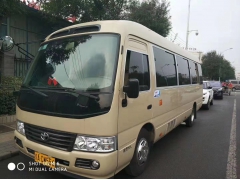 北京旅游商务租什么车？考斯特豪华19座租车多少钱一天？