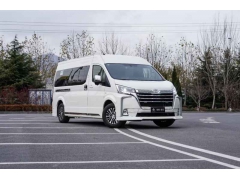 北京租10多座丰田海狮小巴士包车价格，租车电话