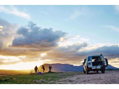 公路旅行很有吸引力 公路旅行很有吸引力